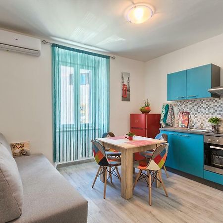 Apartment Amfiteatar Moris Pula Eksteriør billede